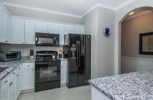 Tampa House | Contemporary and Water View - 1 bedroom 2 bath in Tampa, FL