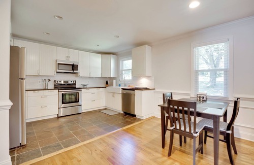 Athens House | Contemporary Athens Home < 2 Miles to UGA!
