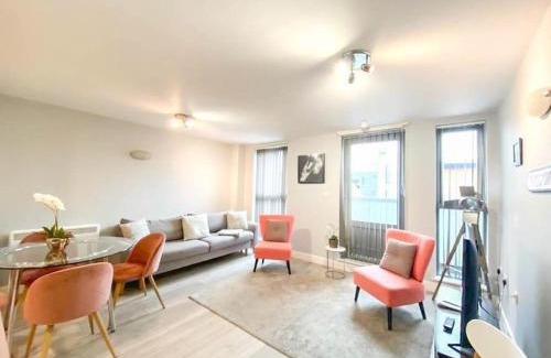 Camden Town with Primrose Hill Apartment | Contemporary Camden Apartment P2