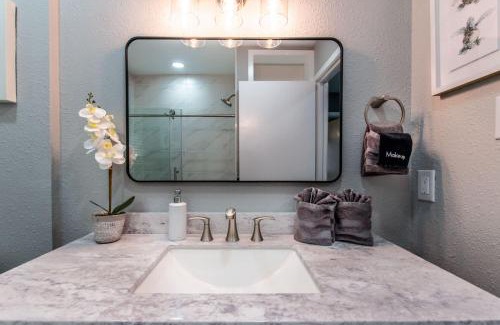 Bay Area House | Contemporary Coastal Oasis Awaits