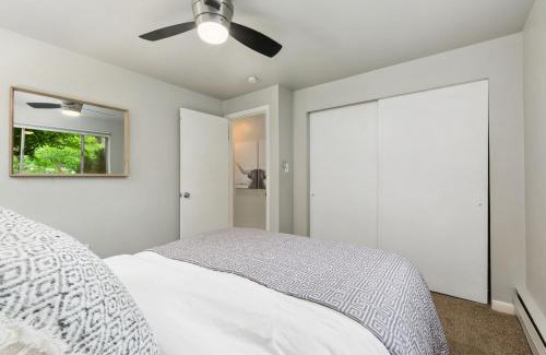 Old Town Apartment | Contemporary condo in the heart of Old Town