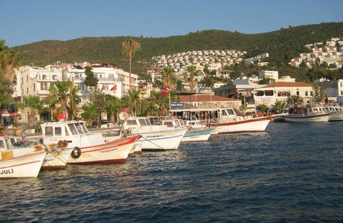 Milas Apartment | Contemporary designer penthouse on the Aegean Sea with breath taking views