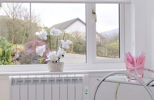 Fort William House | Contemporary HIGHLAND HOUSE close to town and Ben Nevis