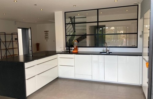 Benodet House | Contemporary house in a quiet location in the seaside resort of Bénodet
