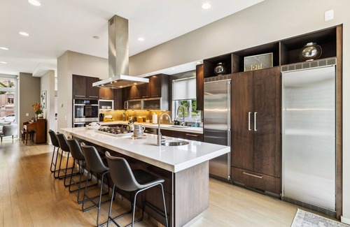 Tremont House | Contemporary Luxe Living I Pet + Baby Friendly