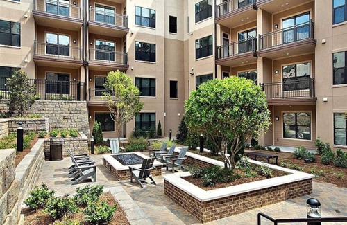 Loring Heights Apartment | Contemporary Midtown Apt., Near Atlantic Station