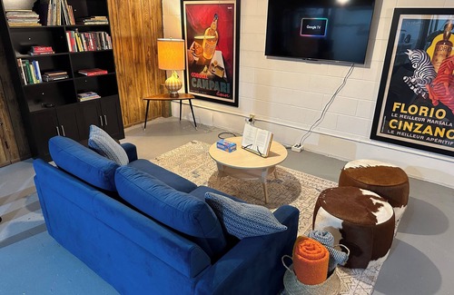 West Allis House | Contemporary Milwaukee 2BR Home with All Comforts and Prime Location