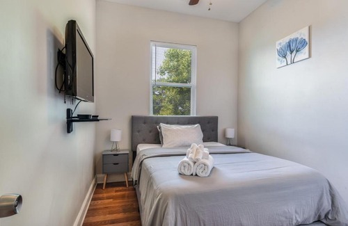 Hoffman Triangle Apartment | Contemporary, Nestled in the heart of the City!