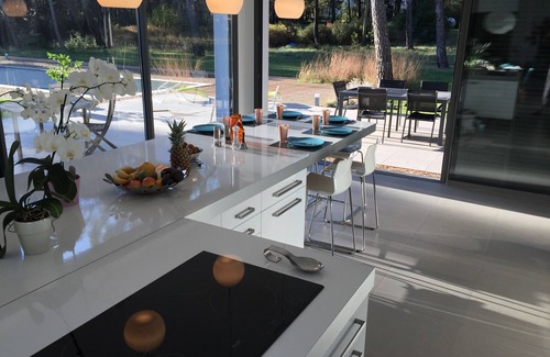 Lambesc Villa | CONTEMPORARY VILLA 280m² near Aix en Provence