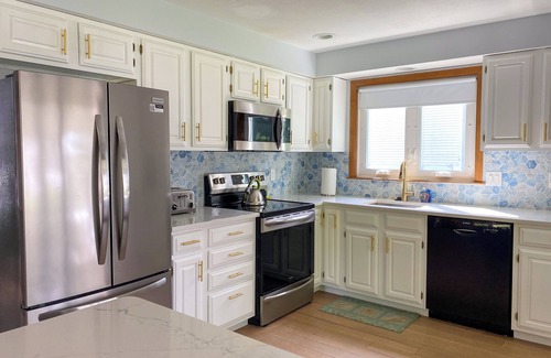 Rye House | Contemporay Cape at Wallis Sands