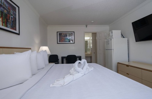 Kenner - Louis Armstrong International Airport Hotel | Contempra Inn
