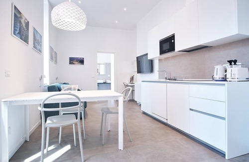 La Spezia Apartment | Contra house, 2 minutes from the station and city center.