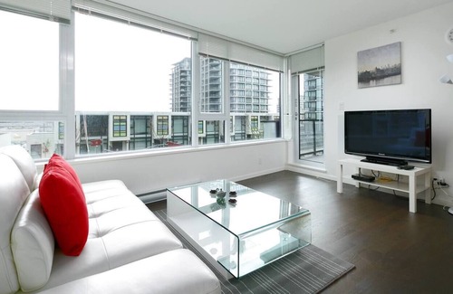 Richmond City Centre Apartment | Convenient 2BDR 2BA Richmond Centre Condo - 2