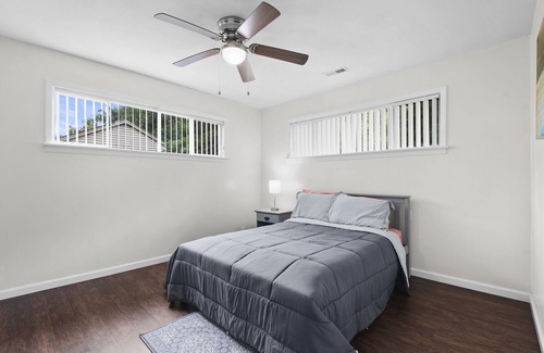 Red Bank House | Convenient and Spacious Getaway!