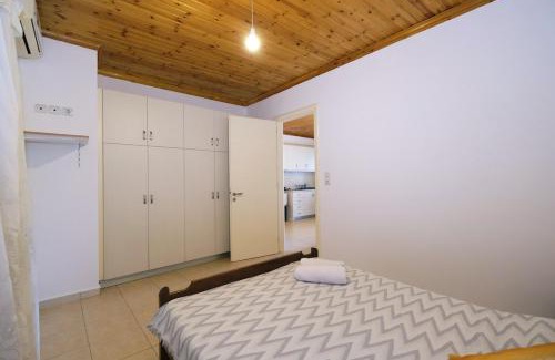 Myrina Apartment | Convenient Apartment in Limnos Near Port