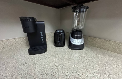 Tallahassee House | Convenient, Clean, Cozy, Cheap 5