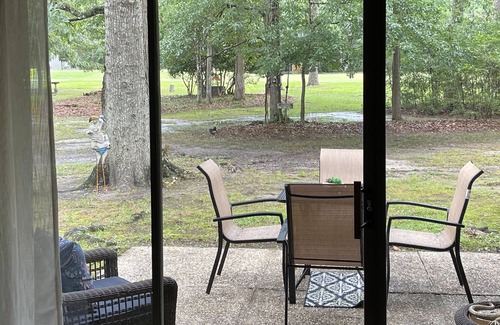 Mandeville Condo | Convenient condo living!