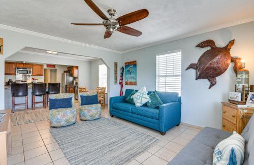 Galveston House | Convenient Galveston Home Less Than 1 Mi to Beach!