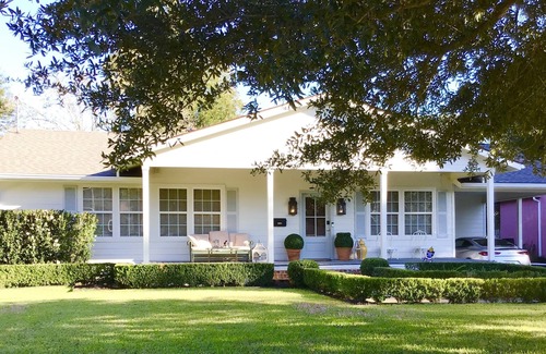 Highlands - Perkins House | Convenient location. Walking distance to LSU lakes.