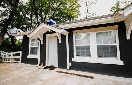 Columbia Apartment | Convenient Riverside Retreat!