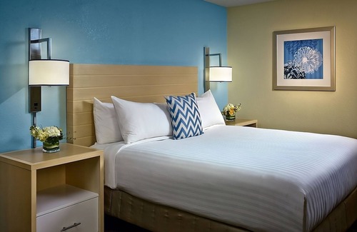 Gunter Afs Resort | Convenient Stay in Montgomery! 3 Relaxing Units, Onsite Pool, Pets Allowed