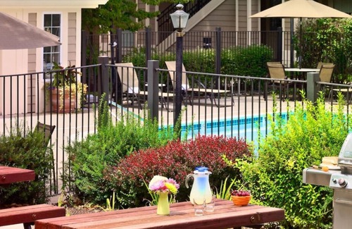 Eagan House | Convenient Stay in Minnesota, Free Parking, Onsite Pool, Pets Allowed