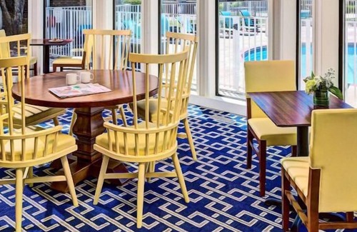 Eagan House | Convenient Stay in Minnesota, Free Parking, Onsite Pool, Pets Allowed