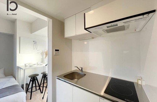 Hiroshima City Centre Apartment | Convenient Studio, Walk to Peace Park & Shops