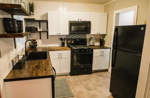 North Charleston House | Convenient To Park Circle And Downtown Charleston