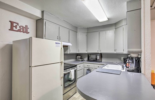 Tomahawk Apartment | Convenient Tomahawk Apt - Snowmobile & Ski!