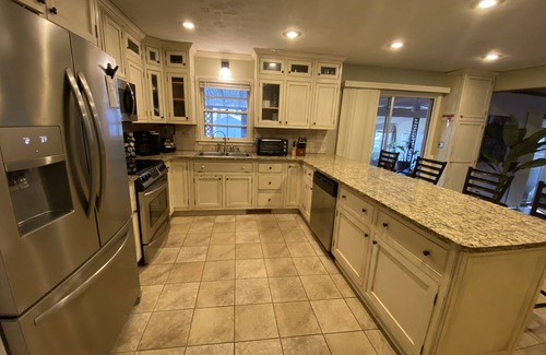 Addison Heights House | Conveniently Cozy Ranch Home