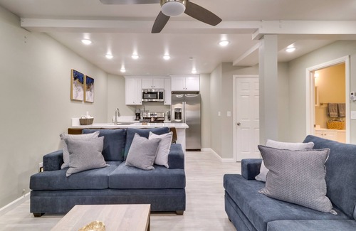 Fontana Apartment | Conveniently Located Fontana Apartment!