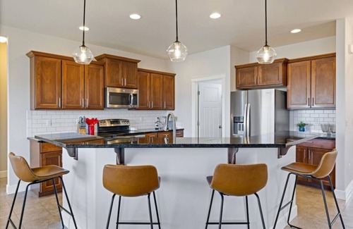 Tri-Cities House | Conveniently located Clean Rambler.