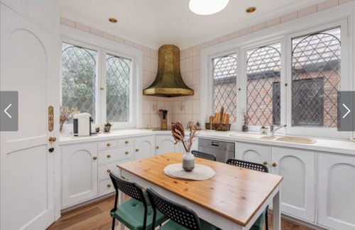 Hawthorn House | Conventional home to enjoy UnleyPark Lifestyle