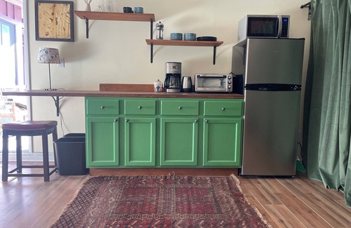 Ventura Apartment | Converted Garage in Quite Rural Neighborhood Near Freeway