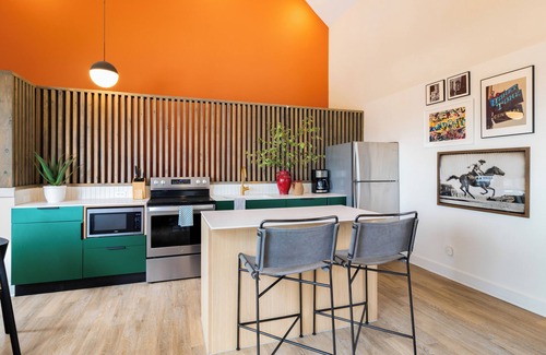 Buena Vista House | Conway Buyout - 2 Units by AvantStay | DT Nash!