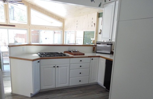Oscoda House | Cooke Key near Cooke Dam in Oscoda family home you will just love!