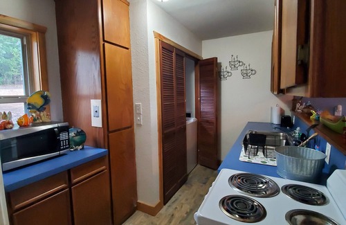 Cookson House | COOKSON BEND AREA WITH BEAUTIFUL VIEWS