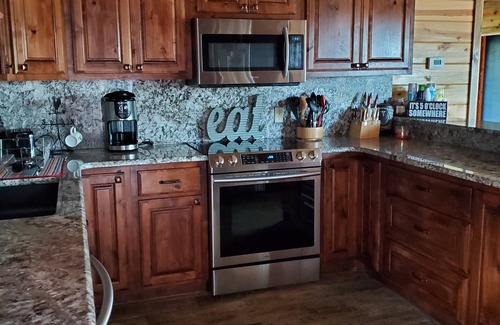 Cookson House | COOKSON BEND AREA WITH BEAUTIFUL VIEWS