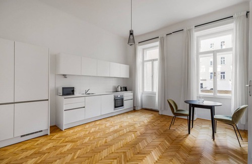 Alsergrund Apartment | Cool Alsergrund 1BR, Fully Equipped, by Blueground