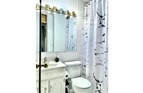 East Village Apartment | Cool apartment in vibrant NYC neighborhood