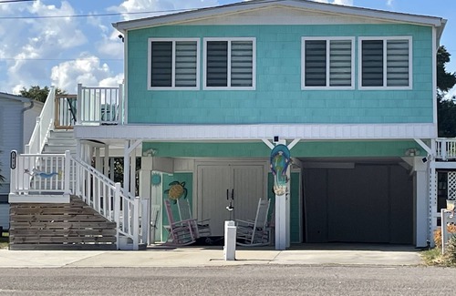 Garden City House | Cool Breeze near the sea!