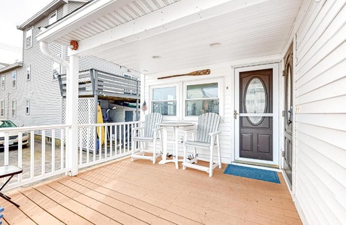 Hampton Apartment | Cool Change