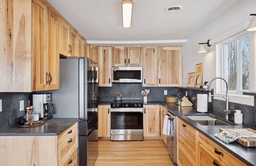 Clear Lake House | Cool Family Lake Home Only An Hour From The Twin Cities!