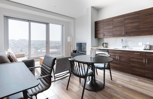 Downtown San Francisco Apartment | Cool Hayes Valley 1BR w/Pool, Gym, Spa, Pet Area & W/D