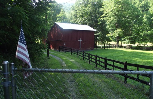 Hartford Cabin | Cool Valley Cabin at Grassy Fork. nStarlink internet installed.