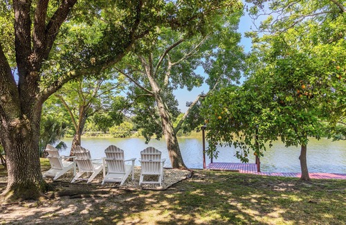 Fillmore House | Coolest 3 bedroom house in New Orleans on Bayou St. John