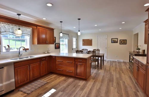 Cooperstown House | Coop Diamonds Luxury Rentals; Sunrise Estates 6