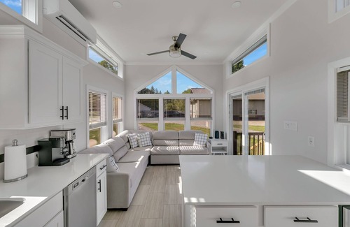Cooperstown House | Coop Diamonds Luxury Rentals; Sunrise Estates 1