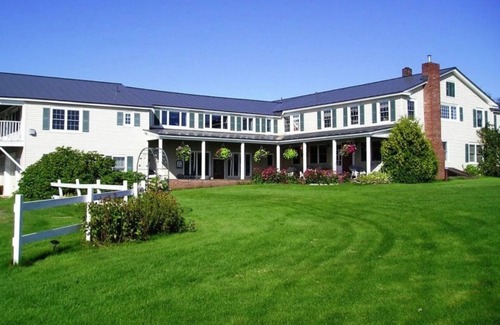 West Dover House | Cooper Hill Inn